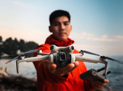 Moonrock Drone Insurance Realizes Lightning-Fast Scalability 90% reduction in productivity time